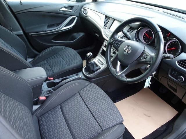 Vauxhall Astra 1.6 Cdti Ecotec Blueinjection Tech Line Nav Sports DV68VRO Grey #4