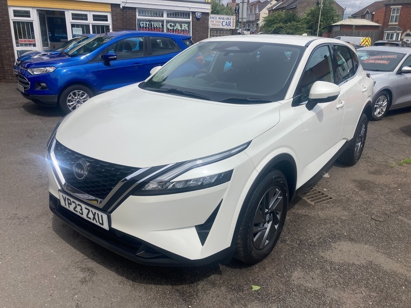 Nissan Qashqai 1.3 Dig-t Mhev Acenta YP23ZXU White