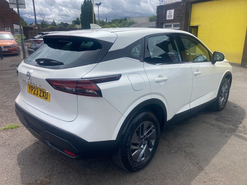 Nissan Qashqai 1.3 Dig-t Mhev Acenta YP23ZXU White #5