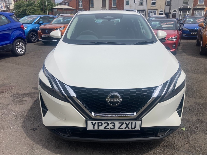 Nissan Qashqai 1.3 Dig-t Mhev Acenta YP23ZXU White #2