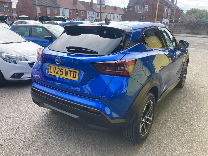 Nissan Juke 1.0 Dig-t N-connecta Suv White #5