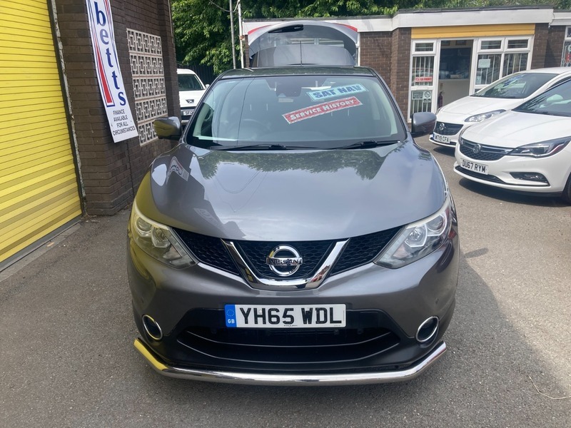 Nissan  Dig-t Acenta Suv Red #3
