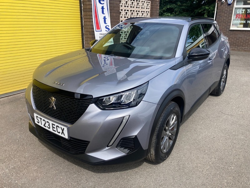 Peugeot 2008 1.2 Puretech Active Premium ST23ECX Grey #3