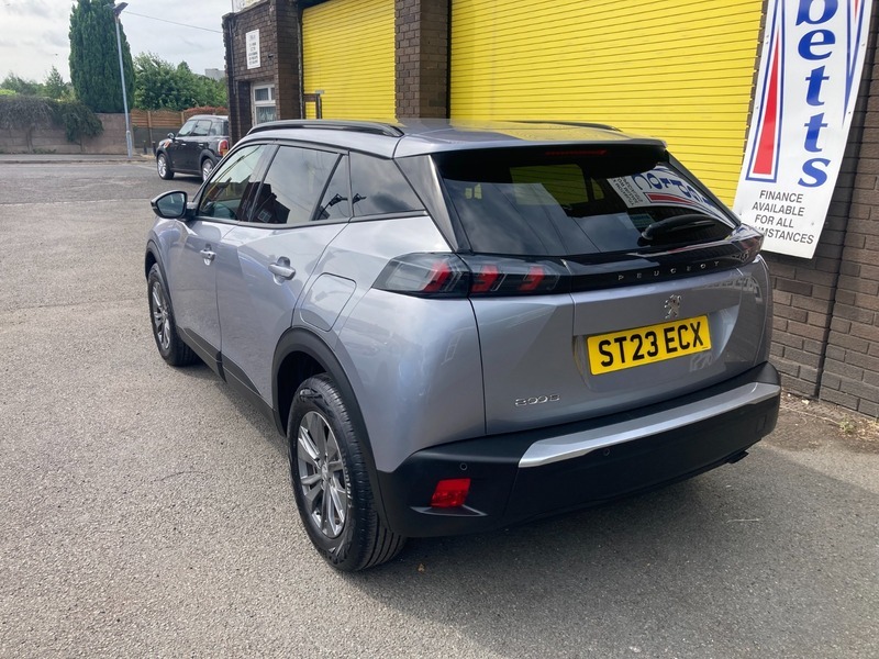 Peugeot 2008 1.2 Puretech Active Premium ST23ECX Grey #5