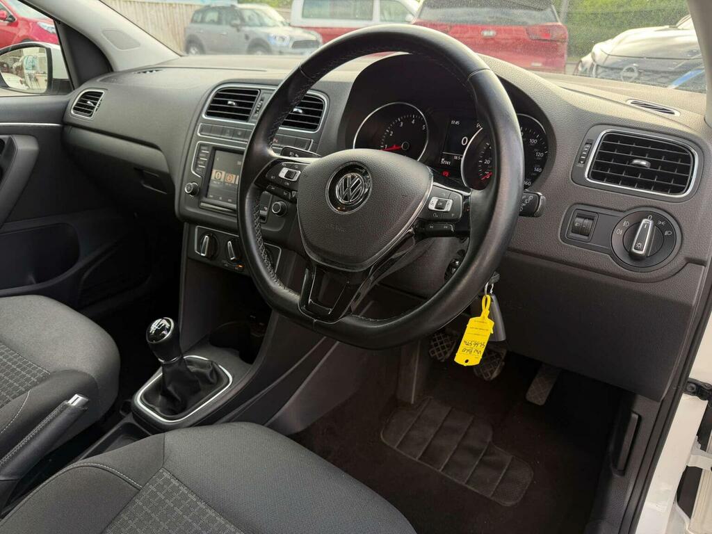 Volkswagen Polo Hatchback 1.2 Tsi Bluemotion Tech Match Euro 6 S GL66GTU White #3