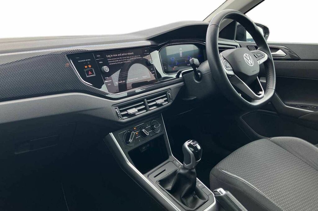 Volkswagen Polo 1.0 Tsi Life PN23WXD Black #2
