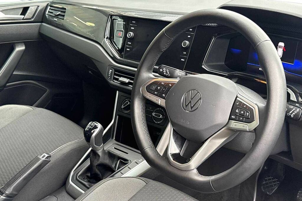 Volkswagen Polo 1.0 Tsi Match PE75ZRA Black #6