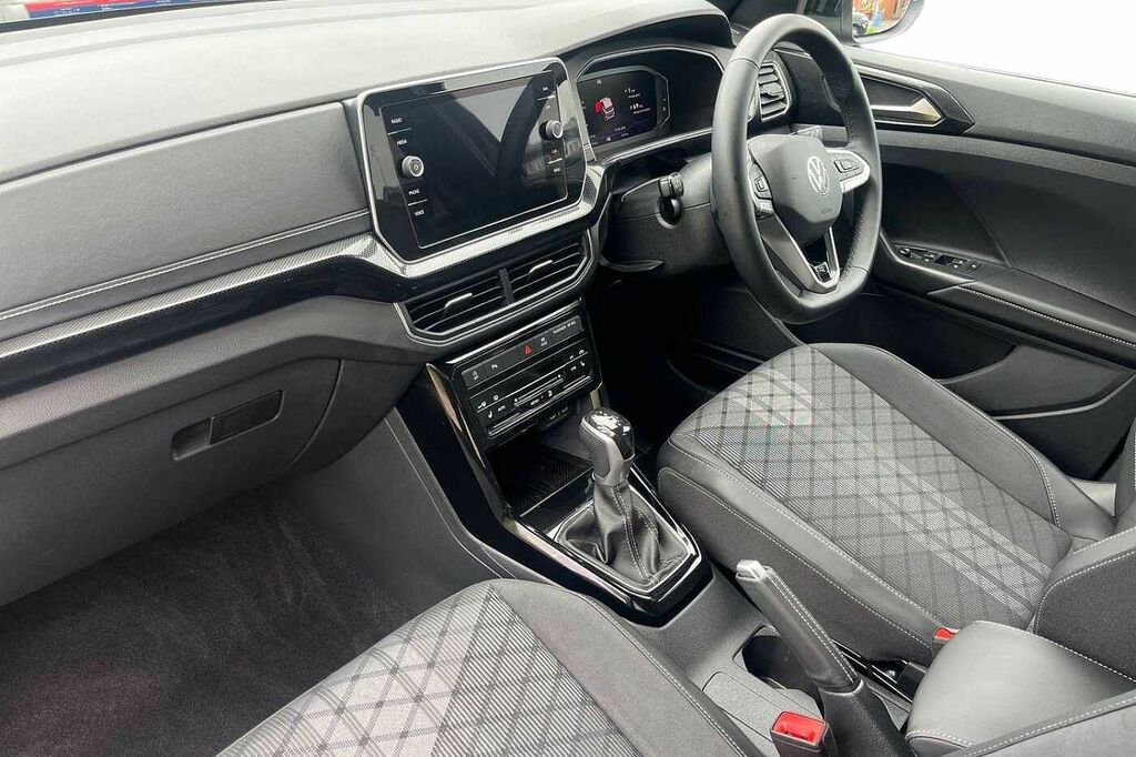 Volkswagen T-Cross 1.0 Tsi 115 R-line Dsg DC25WML Black #2