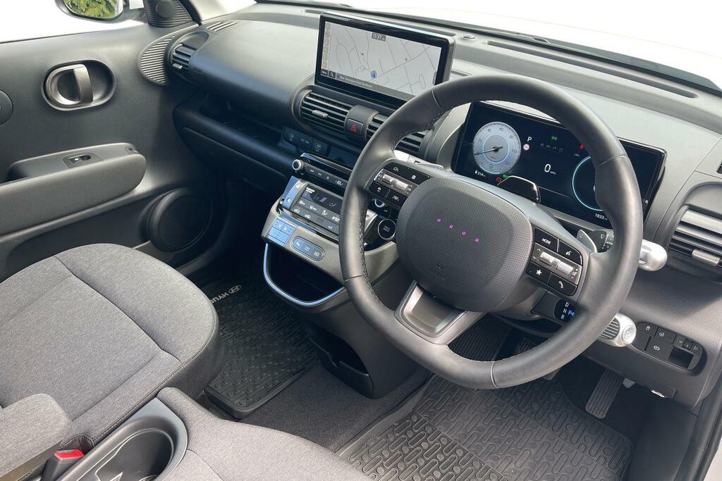 Hyundai Inster 02 White #6