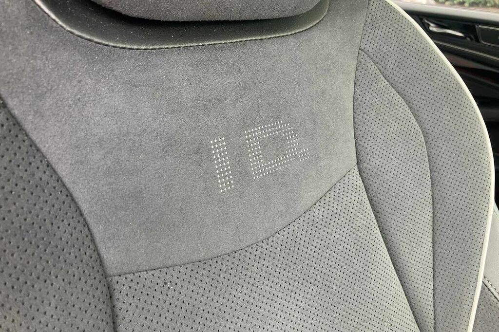 Volkswagen ID.7 210Kw Match Pro S Plus 86Kwh Grey #25