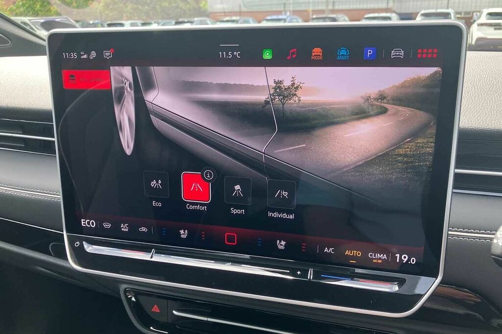Volkswagen ID.7 210Kw Match Pro S Plus 86Kwh Grey #38