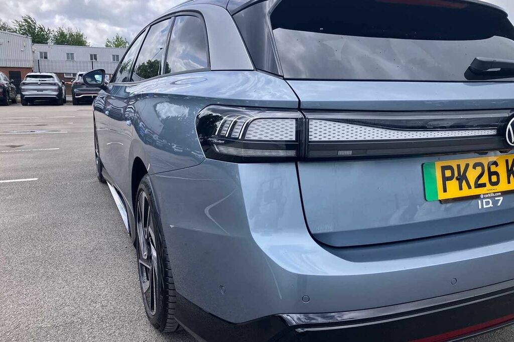 Volkswagen ID.7 210Kw Match Pro S Plus 86Kwh Grey #42