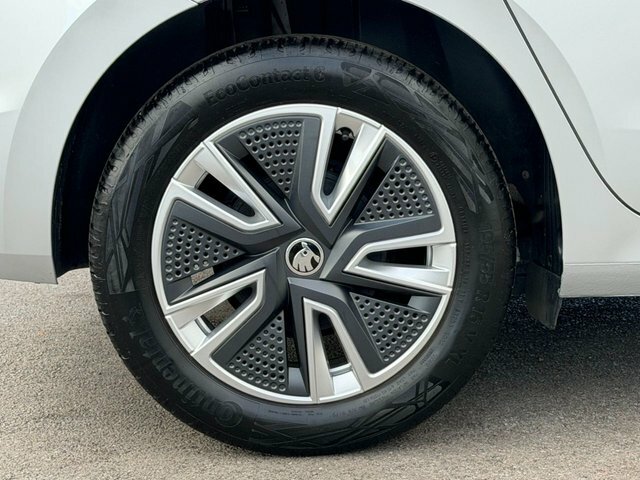 Skoda Fabia 1L Se Comfort White #11