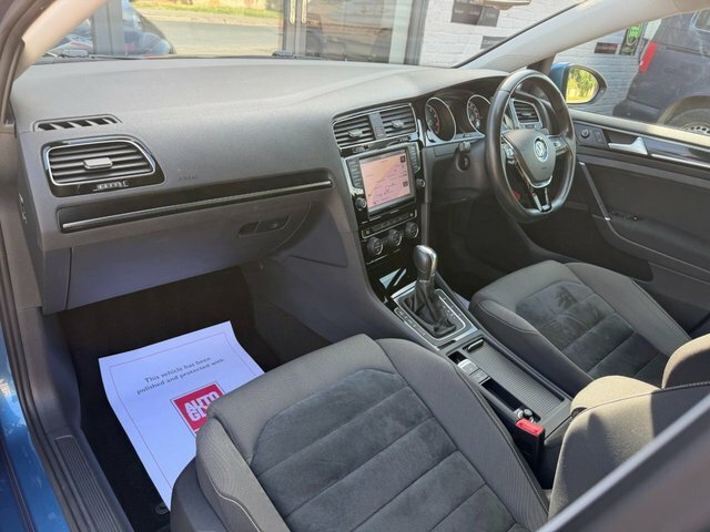 Volkswagen Golf 1.4 Tsi Bluemotion Tech Act Gt Hatchback Petro Black #16
