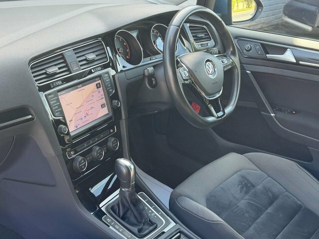 Volkswagen Golf 1.4 Tsi Bluemotion Tech Act Gt Hatchback Petro Black #15