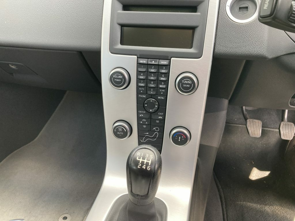 Volvo V50 Se 2.0-D-136bhp 6 Speed Sportswagon Nl10 Yl  #6