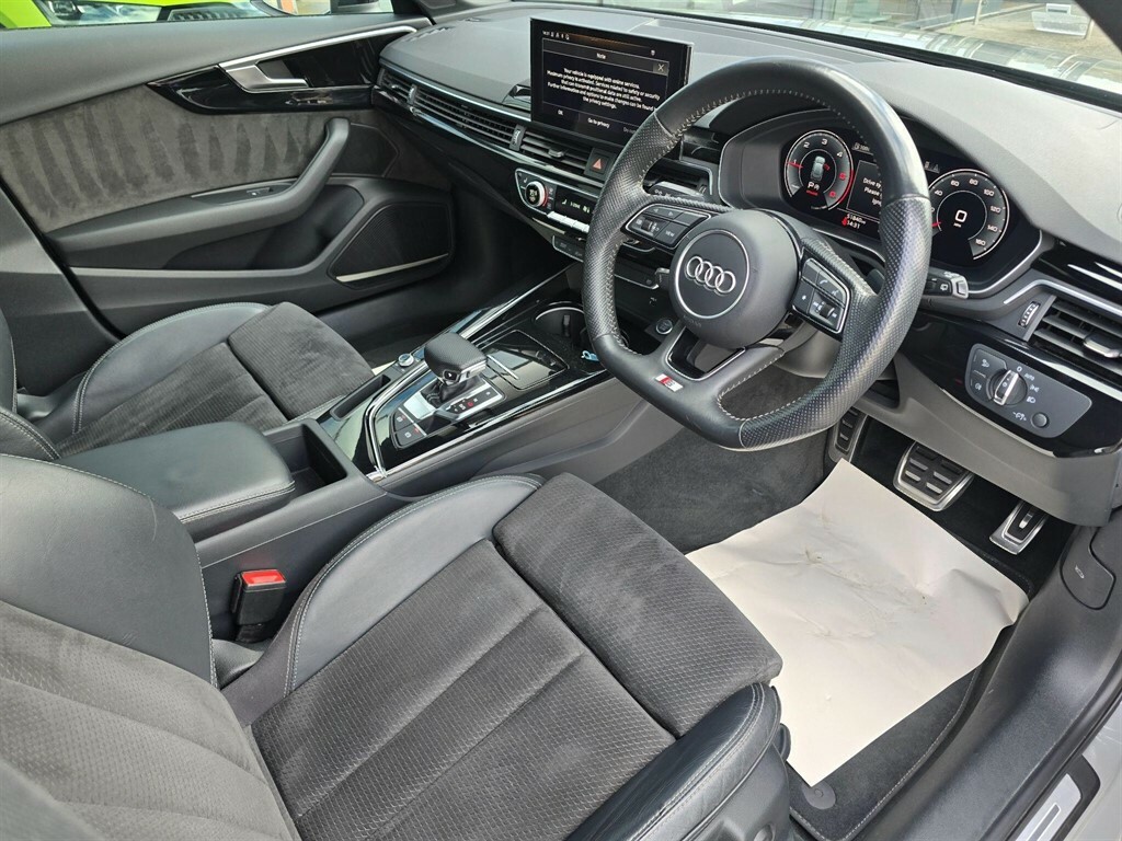 Audi A4 Avant 2.0 Tdi 35 Black Edition S Tronic Euro 6 Ss Grey #6