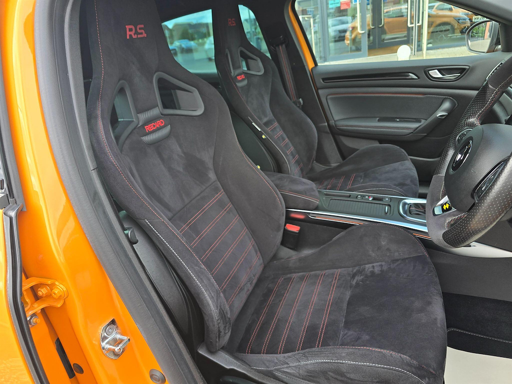 Renault Megane Hatchback Orange #6