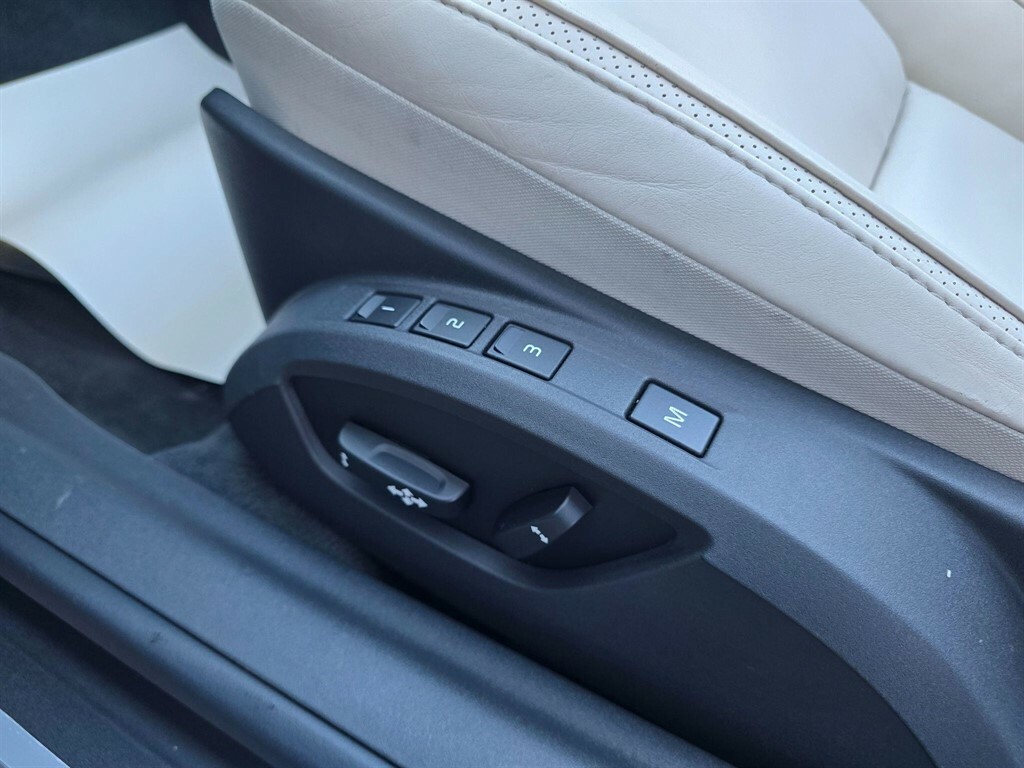 Volvo C70 2.0 D3 Se Black #25
