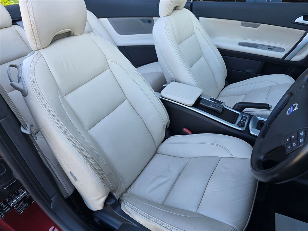 Volvo C70 2.5 T5 Se Lux Solstice Geartronic Euro 5 Red #6