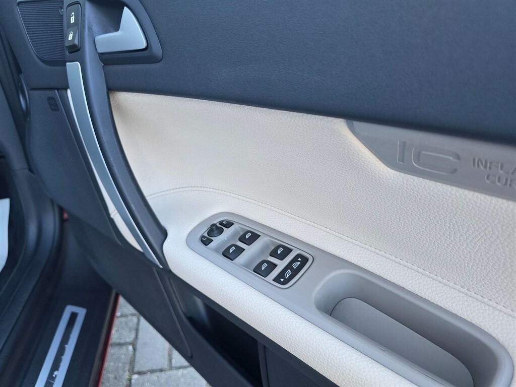 Volvo C70 2.0 D3 Se Black #21