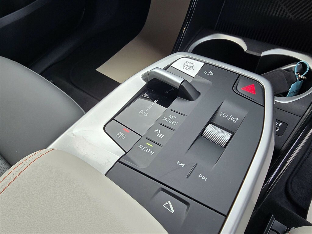 BMW X2 1.5 20I Mht M Sport Suv Hybrid Dct Sdri White #3