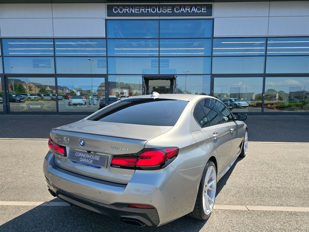 BMW 5 Series 530D M Sport Blue #14