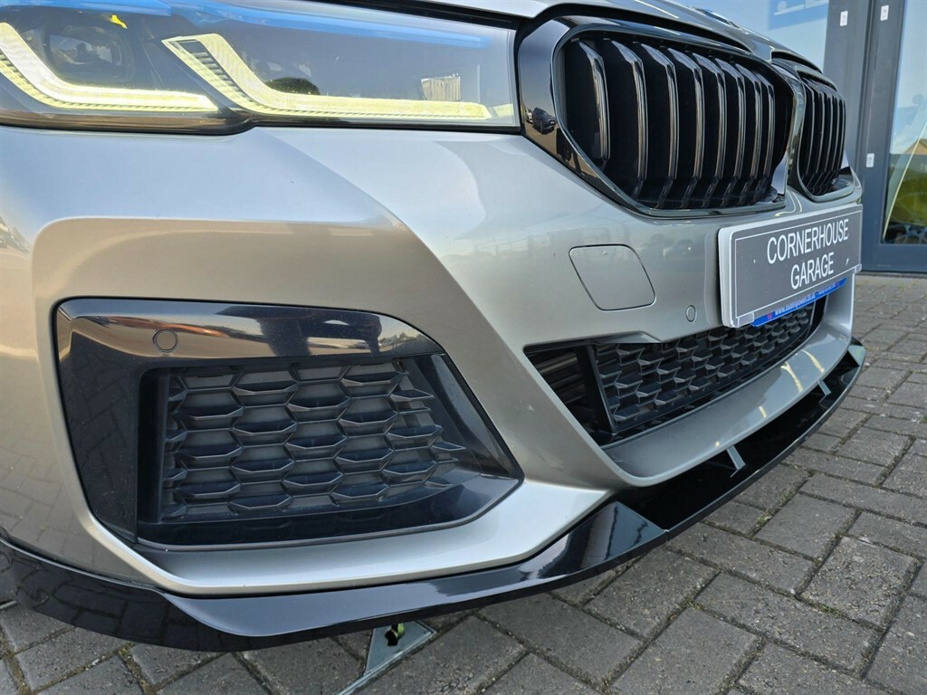BMW 5 Series 530D M Sport Blue #27