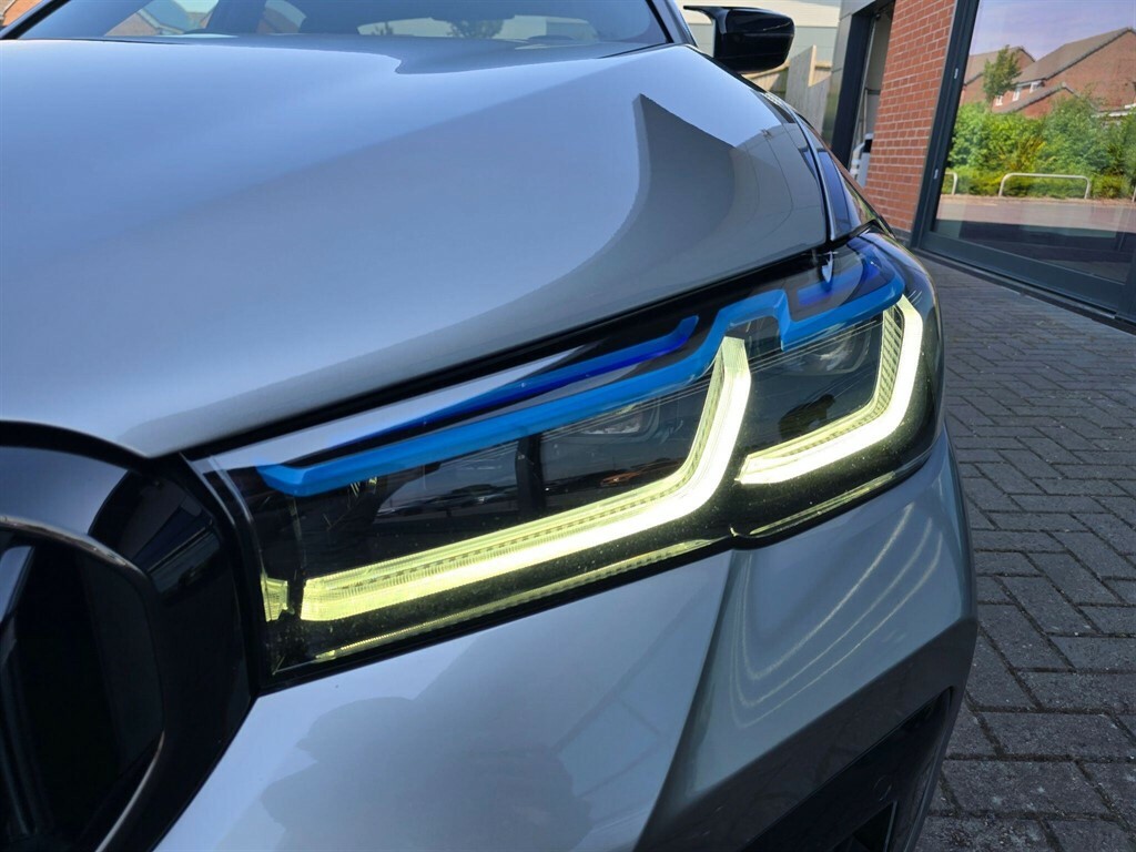 BMW 5 Series 530D M Sport Blue #37