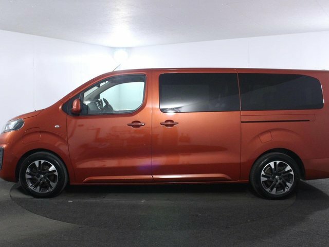 Vauxhall Vivaro 50Kwh Elite Mpv Lwb 8 Seat, 7.4 FY71XVK Red #4