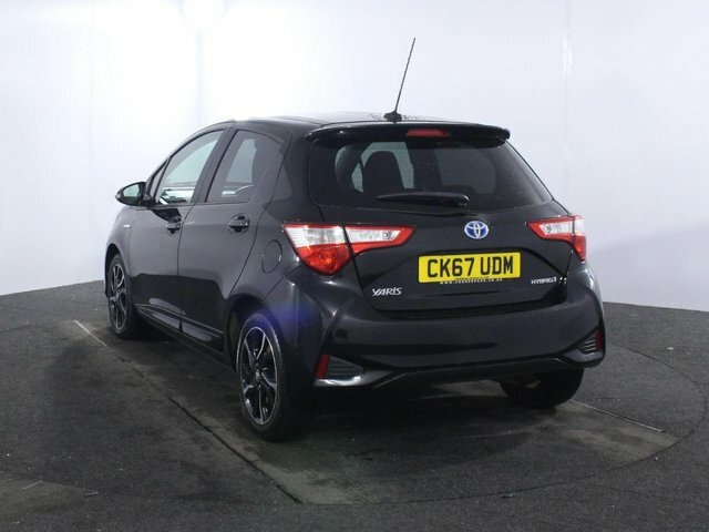 Toyota Yaris 1.5 Vvt-h Design Hatchback Hybrid E-cvt CK67UDM Black #5