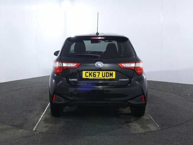 Toyota Yaris 1.5 Vvt-h Design Hatchback Hybrid E-cvt CK67UDM Black #6