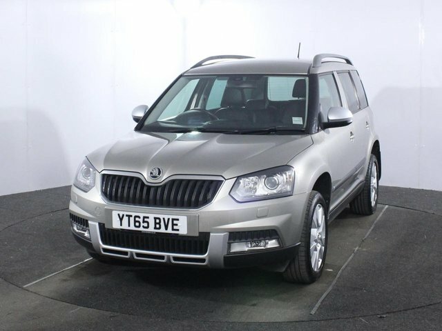Skoda Yeti 1.2 Tsi Se L Outdoor Dsg Euro 6 Ss YT65BVE Beige #3