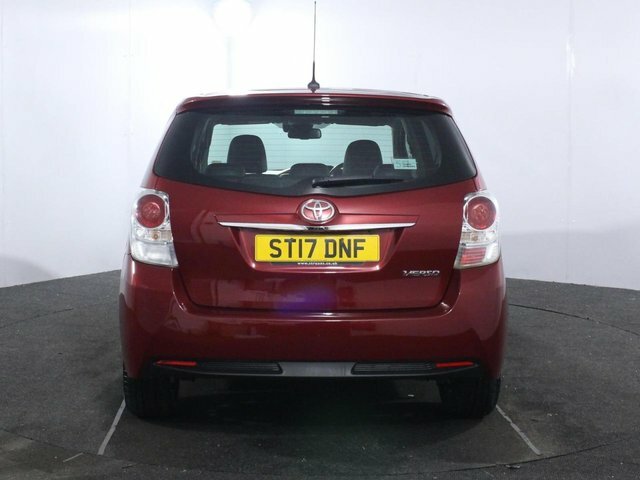 Toyota Verso 1.6 D-4d Design Mpv Euro 6 Ss Red #6