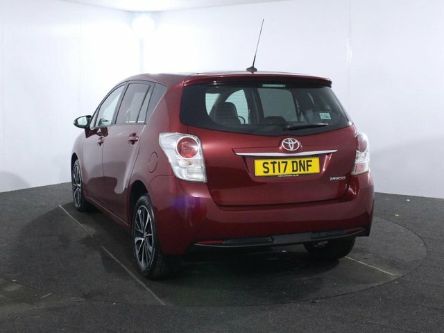 Toyota Verso 1.6 D-4d Design Mpv Euro 6 Ss Red #5