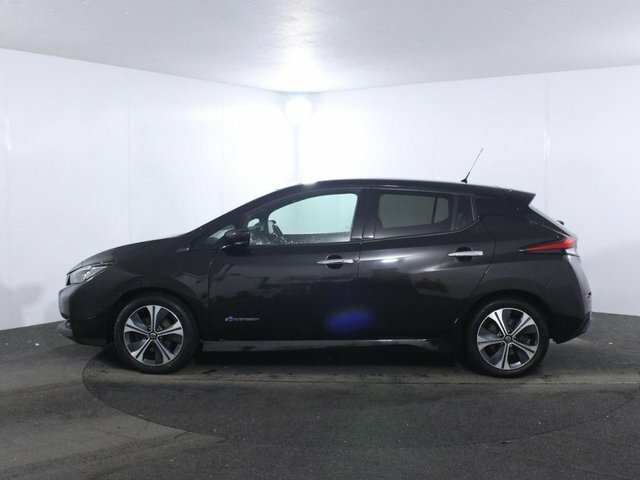 Nissan Leaf 40Kwh Tekna Hatchback 150 Ps HJ69OWX Black #4