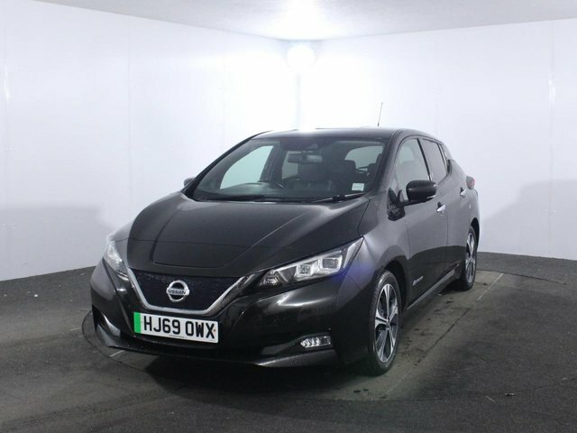 Nissan Leaf 40Kwh Tekna Hatchback 150 Ps HJ69OWX Black #3
