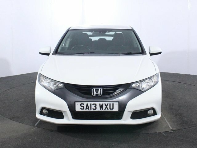 Honda Civic 1.8 I-vtec Es Hatchback Euro 5 White #2