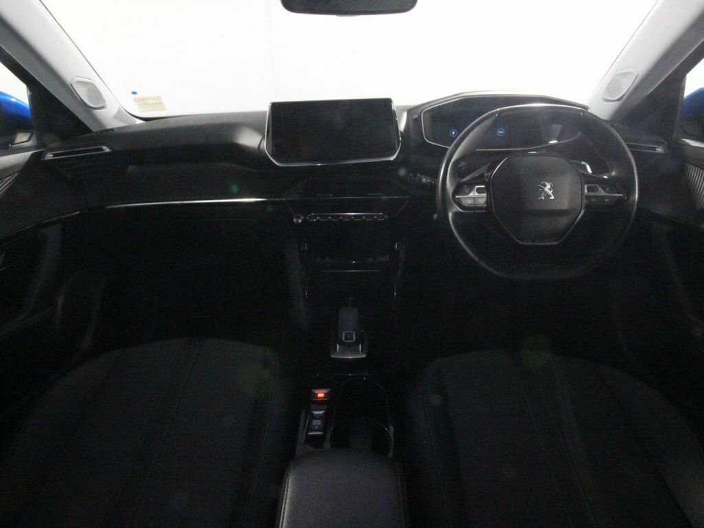 Peugeot 2008 Gt Premium White #31