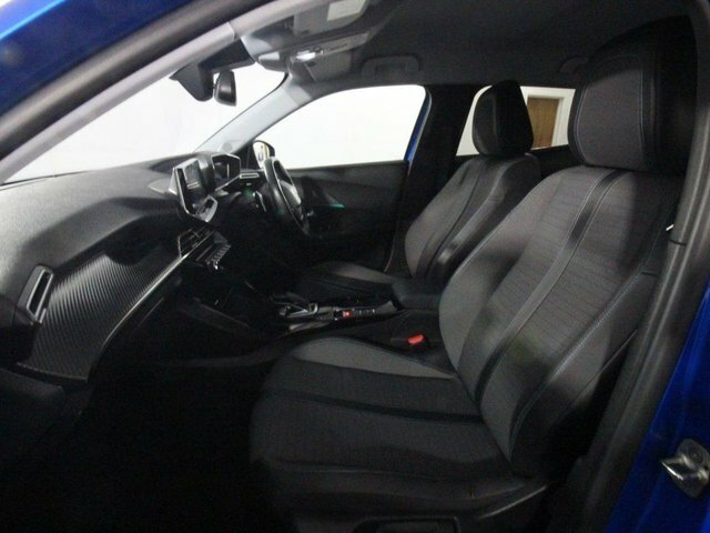 Peugeot 2008 Gt Premium White #11