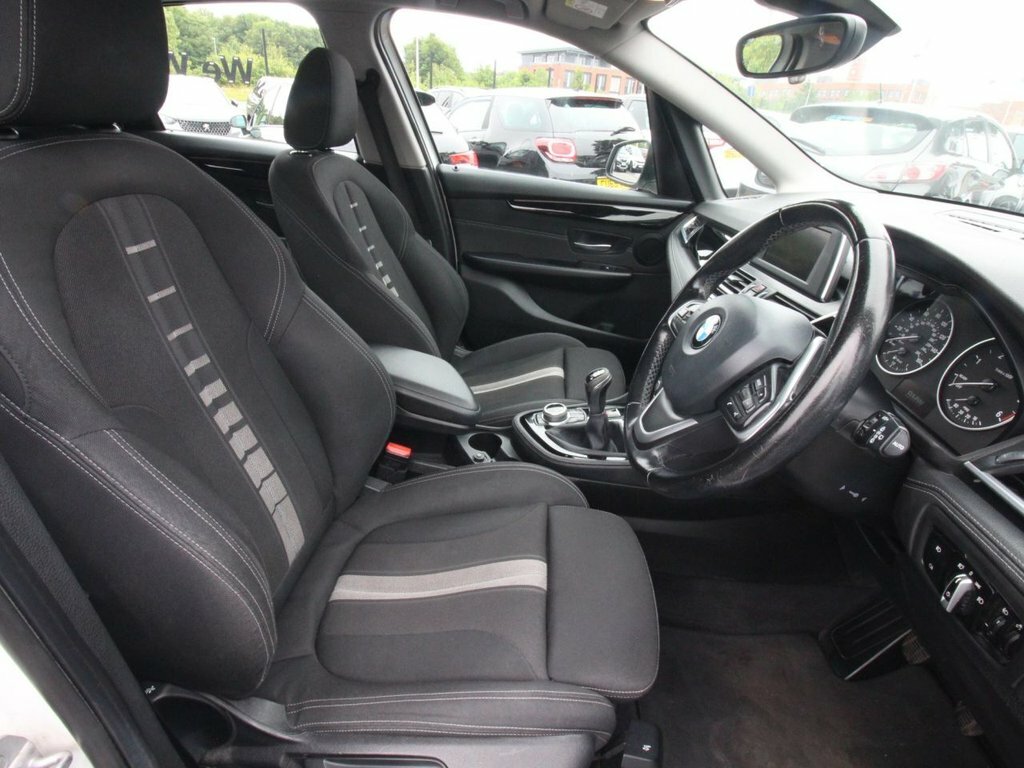 BMW 2 Series Active Tourer 220D Sport Active Tourer 190 Bhp Sat Nav White #28