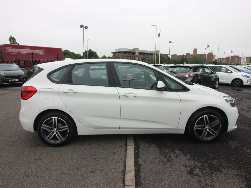 BMW 2 Series Active Tourer 220D Sport Active Tourer 190 Bhp Sat Nav White #27