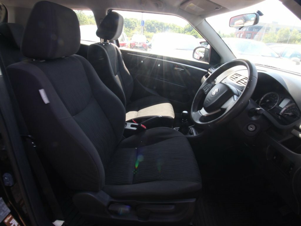Suzuki Swift Hatchback Sport 2012 White #24