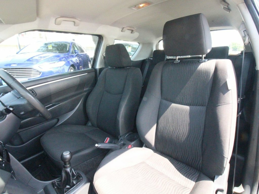 Suzuki Swift Hatchback Sport 2012 White #27