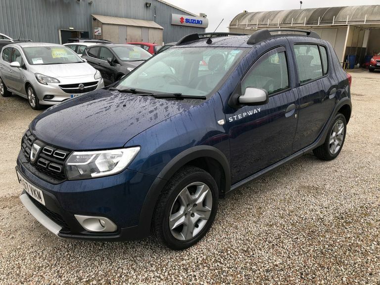 Dacia Sandero Stepway 1.5 Dci Laureate WA67VKM Blue #2