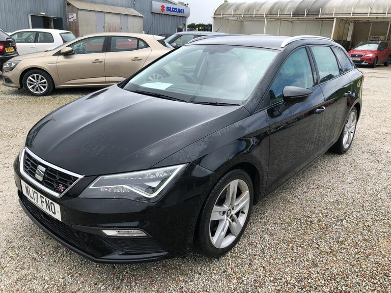 Seat Leon 1.4 Ecotsi 150 Fr Technology Estate WL17FNO Black #2
