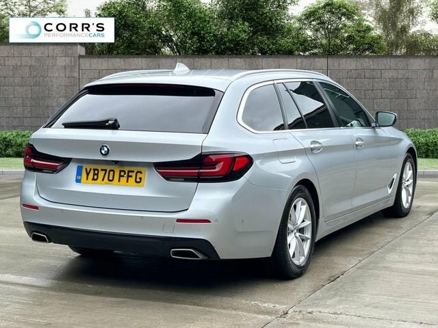 BMW 5 Series 2.0 520D Mht Se Touring Hybrid Steptron Silver #3