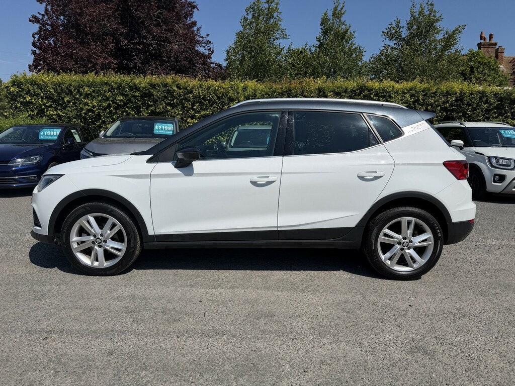 Seat Arona Suv 1.0 Tsi Fr 2021 KT21BZE White #4