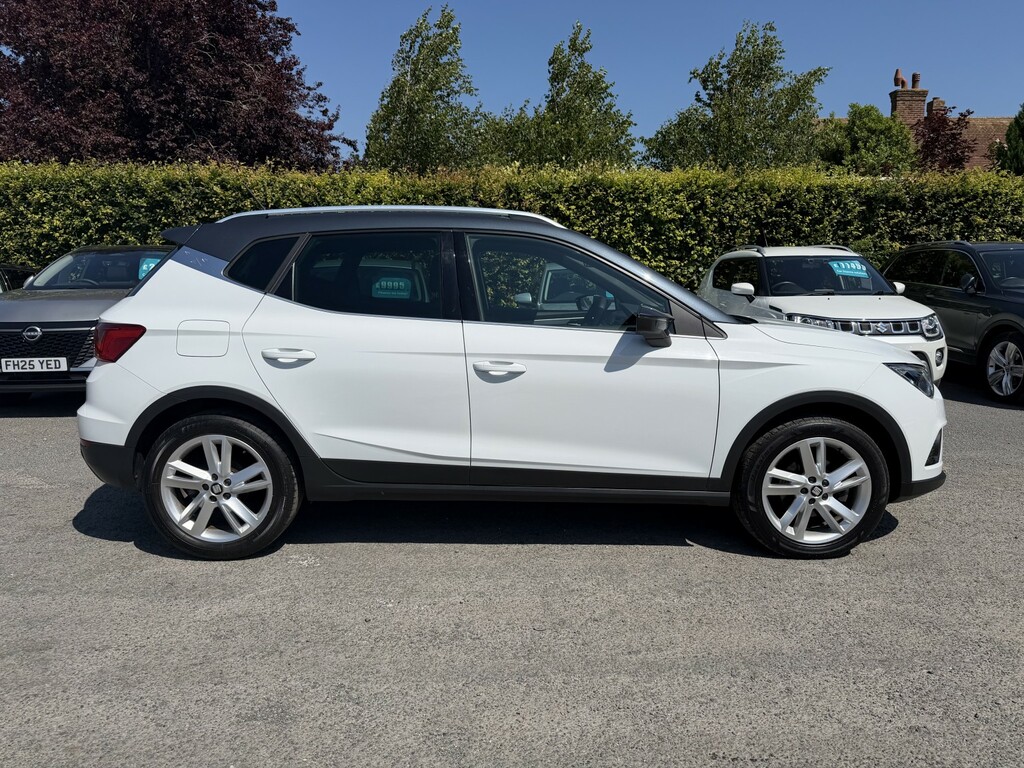 Seat Arona Suv 1.0 Tsi Fr 2021 KT21BZE White #5