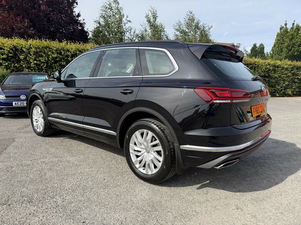 Volkswagen Touareg 3.0 Tdi V6 Sel Black #6